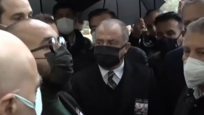 Düşmanın öldü,  ama gene olmadı,  Fatih Terim!..