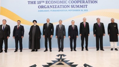 Türkmenistan'da alınan kararlar Aşkabat Deklarasyonu olarak açıklandı
