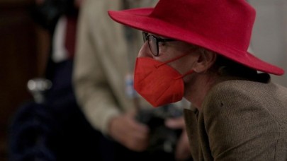 Miçotakis'i 'yalan söylemekle' suçlayan Hollandalı gazeteciye tehdit