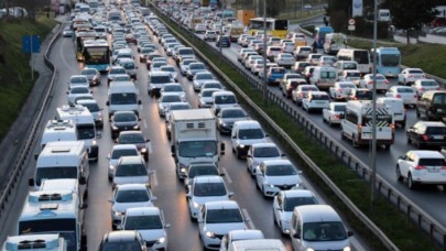 Milyonlarca araç sahibini ilgilendiriyor: 1 Aralık'ta başlayacak,  yapmayanlara 850 TL ceza!