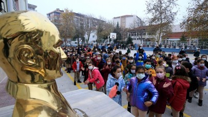 Okullarda ara tatil sonrası ders zili çaldı