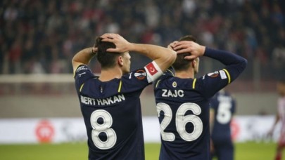 Olympiakos'a yenilen Fenerbahçe Konferans Ligi'ne kaldı!