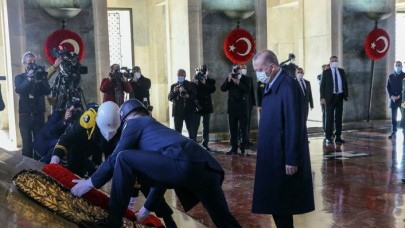 Saat tam 09.05'te: Cumhurbaşkanı Erdoğan'dan flaş Atatürk paylaşımı
