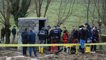 Su kuyusunda ölü bulunan Songül Sarı 3 kişinin adını duvara yazmış: Ölümümden sorumlular