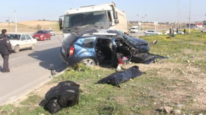 Adana'da cip kamyonla çarpıştı: Latife Gürbüz ve Şener İbrahim Gürbüz  öldü