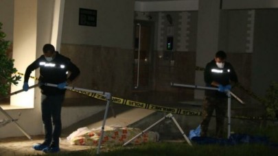 Antalya’da Nuket Akar,  yalnız yaşadığı sitenin bahçesinde ölü bulundu