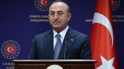 Bakan Çavuşoğlu'ndan Rusya ve Ukrayna'ya sükunet çağrısı