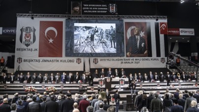 Beşiktaş İdari ve Mali Genel Kurulu'nda Fikret Orman'a şok üstüne şok