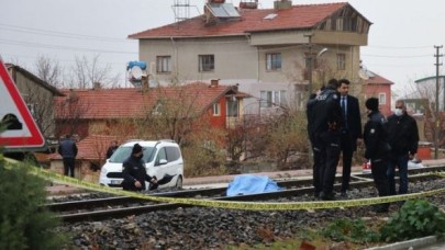 Burdur'da 20 günde bir geçen tren çarptı: Serpil Erçömek öldü
