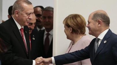 Cumhurbaşkanı Erdoğan'dan Almanya Başbakanı Scholz ile flaş görüşme