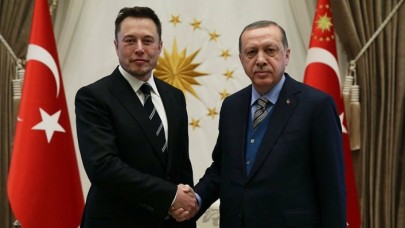 Cumhurbaşkanı Erdoğan: Elon Musk'ı ve Space X'i Türkiye karşıtı lobilerin şantajına boyun eğmedikleri için tebrik ediyorum!
