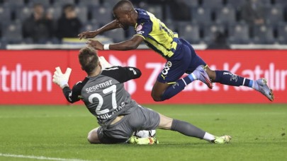 Fenerbahçe-Afyonspor: Uzatmada turu geçti,  protesto ve istifa çağrısı bitmedi!