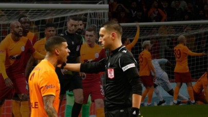 Galatasaray'dan hakem Zorbay Küçük'e büyük tepki: Lan,  yalancı diyemez! Arda Turan'a bunu da diyemez!