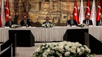 Hazine ve Maliye Bakanı Nebati'den patronlarla yaptığı görüşmeden sonra flaş açıklamalar