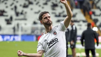 Pjanic'ten flaş açıklamalar: Beşiktaş'dan ayrılacak mı?