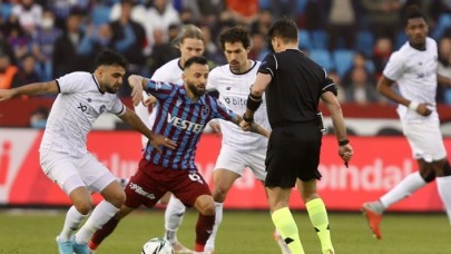 Trabzonspor,  Adana Demirspor'u da geçti: Şampiyonluğa gidiyor!