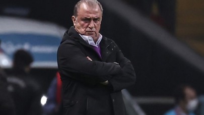 Cezası biten Fatih Terim'e Giresunspor maçında büyük şok! İstifaya çağırdılar