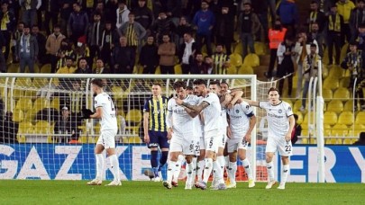 Fenerbahçe-Adana Demirspor: Kadıköy yıkıldı,  Ali Koç'a ve yönetime büyük tepki