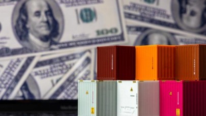 İhracat 2021'de bir önceki yıla göre yüzde 32, 8 arttı