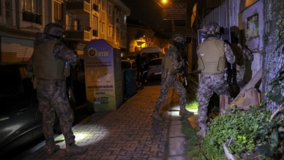 İstanbul'da şafak baskını: Neye uğradıklarını şaşırdılar!