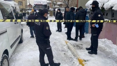 İstanbul'da vahşet: Orhan Oruçgüney'in boynunu kestiği annesi Gülbeyaz Oruç Güney öldü