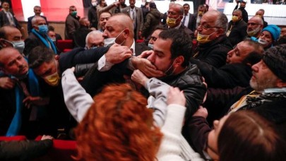 Kavgalı seçim: İstanbul Taksiciler Esnaf Odası başkanı belli oldu