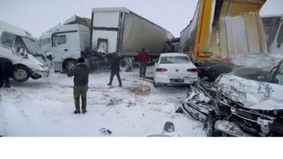 Mardin'de zincirleme kaza! Ölü ve yaralılar var