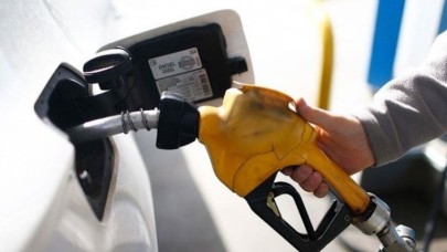 Arabası olanlar dikkat: Akaryakıta yine zam geldi