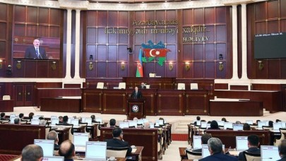 Azerbaycan Milli Meclisi Şuşa Beyannamesi'ni onayladı