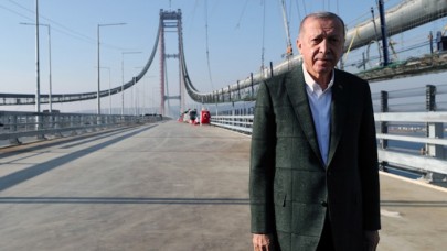 Cumhurbaşkanı Erdoğan duyurdu: Vatandaşların talebiyle Çanakkale Köprüsü'nün açılış tarihini değiştirdi
