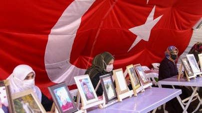 Diyarbakır annelerinden çocuklarına 'teslim ol' çağrısı