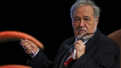 İlber Ortaylı'dan 'Montrö' açıklaması: Boğazları kapatma diye bir statümüz yok