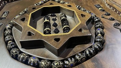 Kastamonu'da 9 ustanın 7 ayda yaptığı ahşap tespih 120 bin liraya Dubai'ye satıldı