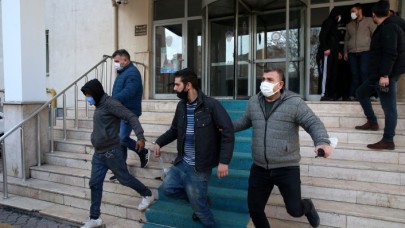 Kayseri'de aralarında firari hükümlülerin de bulunduğu 20 kişi yakalandı