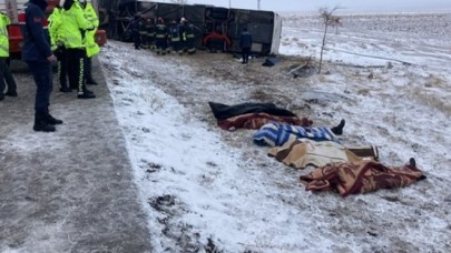 Konya'da otobüs devrildi: 5 ölü,  26 yaralı