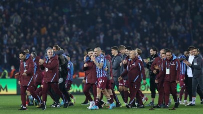 Konyaspor'u da devirdi: Trabzonspor'un şampiyonluk yürüyüşü
