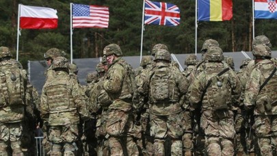 NATO,  Doğu Avrupa'ya asker gönderiyor: 100 savaş uçağı,  3 uçak gemisi,  120 savaş gemisi