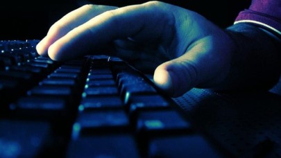 Rusya'ya karşı siber savaş açan Anonymous,  Rus internet sitelerini devre dışı bıraktı