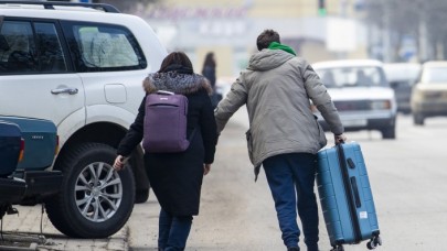 Ukrayna'da 3 Türk genç kız mahsur kaldı: Çağla Güntekin,  Ece Üner ve Emine Şahin'in feryadı