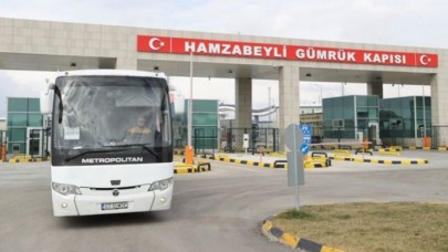 Ukrayna'dan tahliye edilen grup Hamzabeyli Sınır Kapısı'na ulaştı