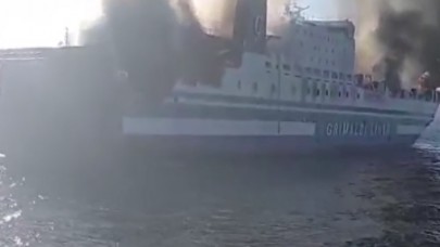 Yunanistan'da yangın çıkan feribottaki bir Türk vatandaşı kayıp! Kurtulan Fahri Özgen: Her şeyimiz yandı