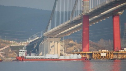1915 Çanakkale Köprüsü'ne yerleştirilecek dev top mermisi figürleri kente ulaştı
