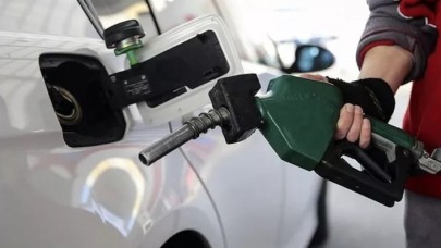 Akaryakıtta ilk dev indirim: Bakın hangi ürünlere yapıldı