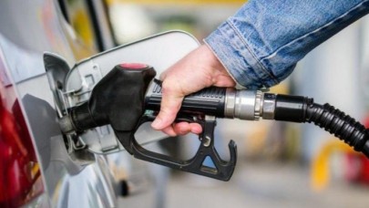Benzin ve motorin zammı iptal edildi