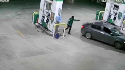 Bu da benzin hırsızlığı: Turgutlu'da otomobilin deposunu doldurtup kaçan 3 kişi yakalandı