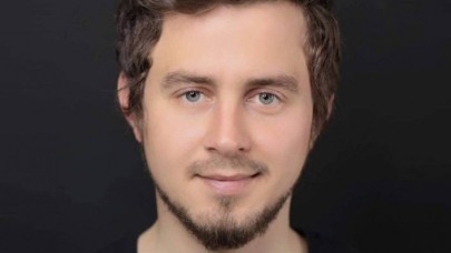 Dizi oyuncusu Erkan Kaledibi öldü: Apazarı'nda evinde bulundu