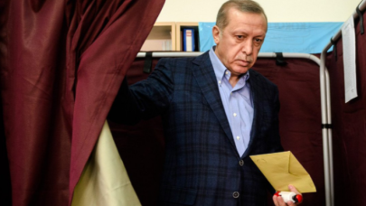 Erken seçim olacak mı? Cumhurbaşkanı Erdoğan'a yakın isimden kulislere cevap geldi