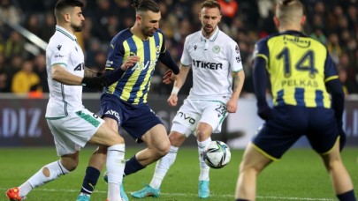 Fenerbahçe,  Konyaspor'u devirdi: Lig ikinciliği için dev adım