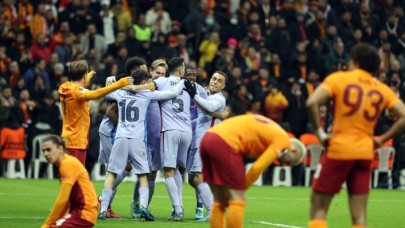 Galatasaray,  Barcelona'ya yenildi ve elendi: Galip sayılır bu yolda mağlup!