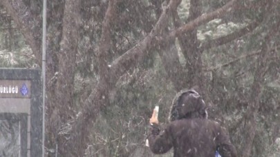 İstanbul'da kar yağışı etkili oluyor